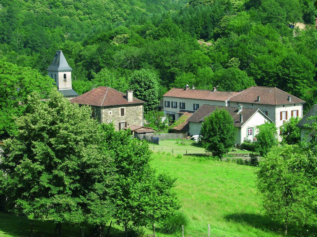 Domisiladore Latouille-Lentillac Zewnętrze zdjęcie